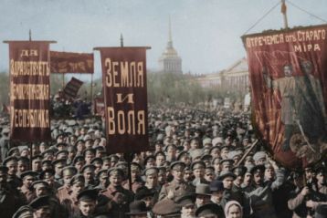 1917: Egy év, két forradalom